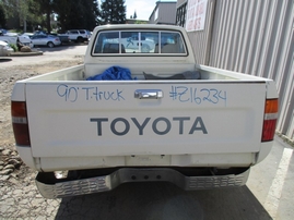 1990 TOYOTA TRUCK DLX WHITE STD CAB 2.4L AT 2WD Z16234